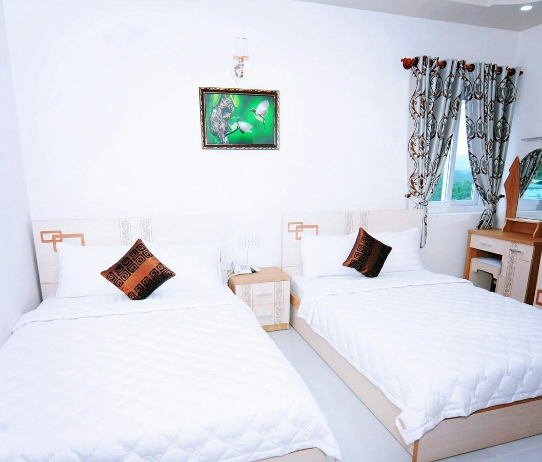 Jiny Tran Hotel Duong Dong  Екстериор снимка