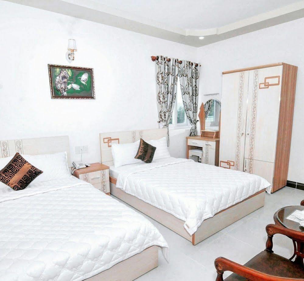 Jiny Tran Hotel Duong Dong  Екстериор снимка