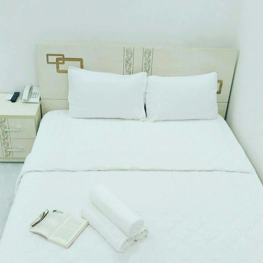 Jiny Tran Hotel Duong Dong  Екстериор снимка